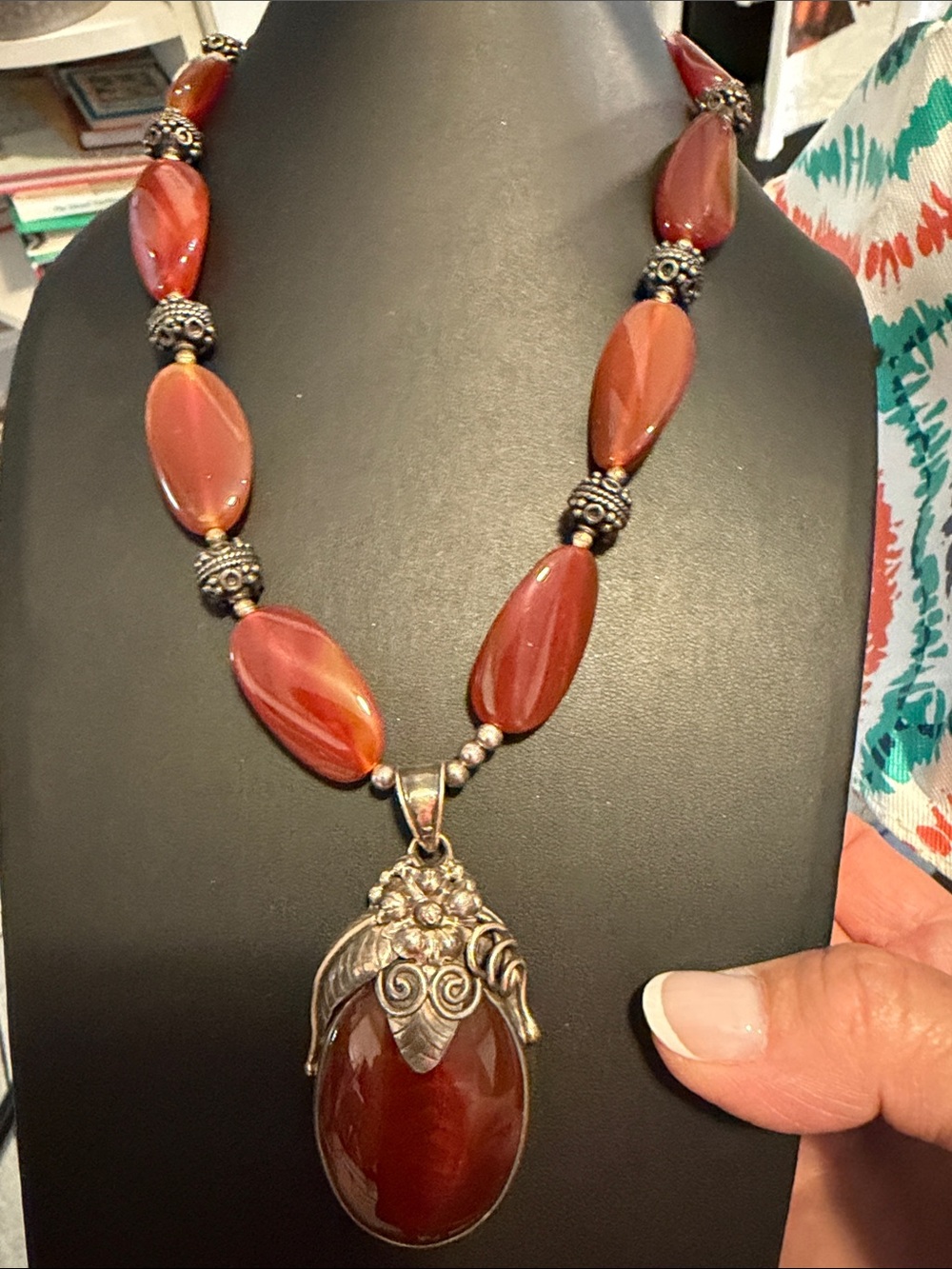 NEW Merav Sterling silver tested carnelian Pendant necklace gorgeous quality